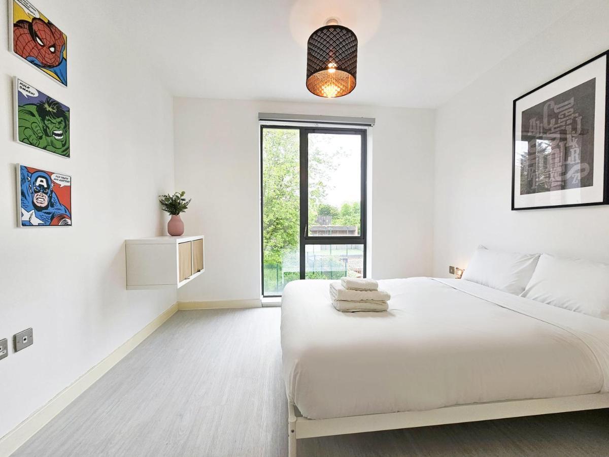 Centrally Located Spacious Flat Near Canary Wharf Londen Buitenkant foto